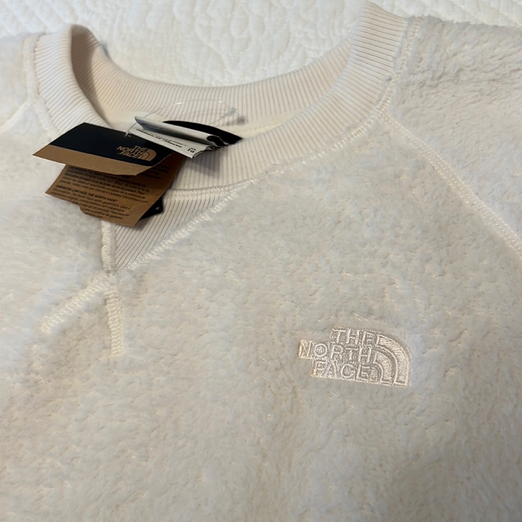 Brand New North Face Sweater